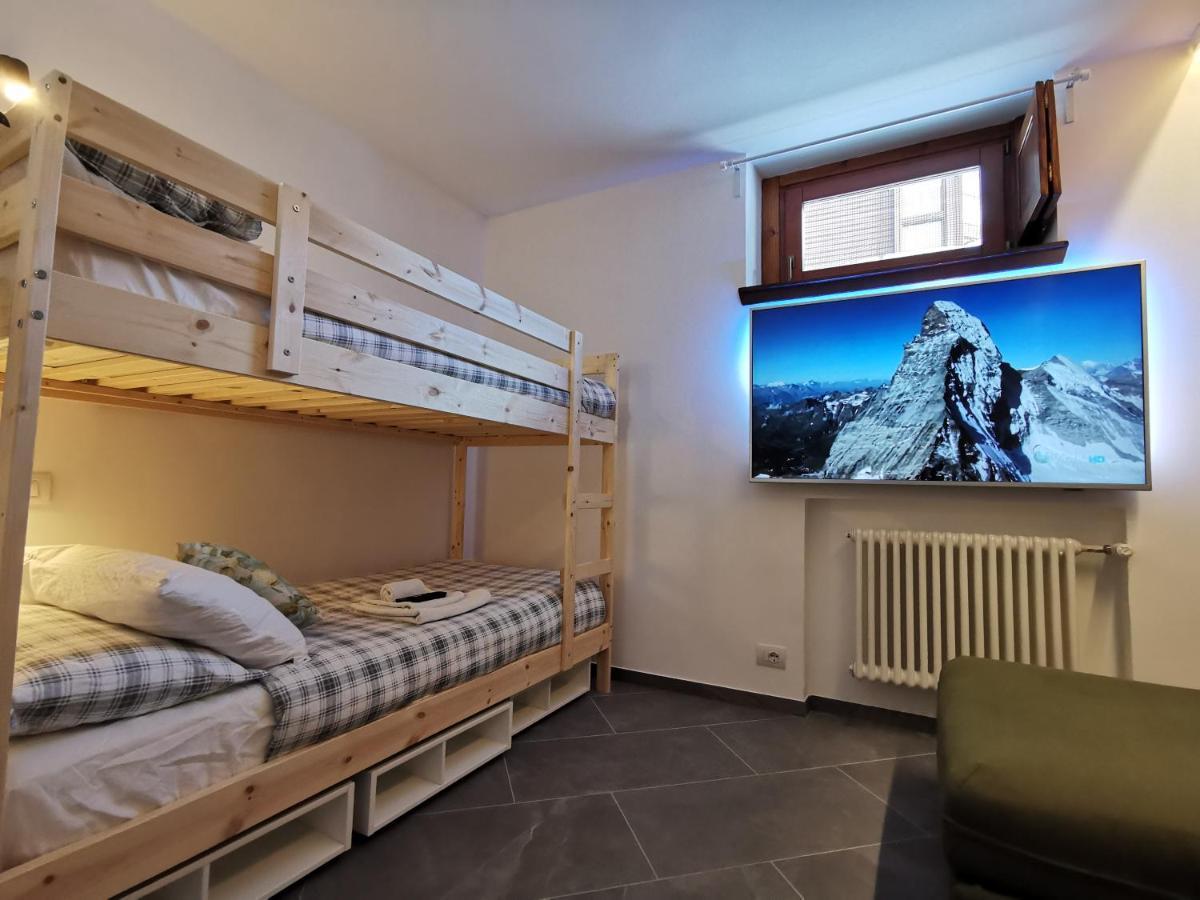Aura Apartment - Ski In&Ski Out - Cerviniaholidays-com Breuil-Cervinia Bagian luar foto